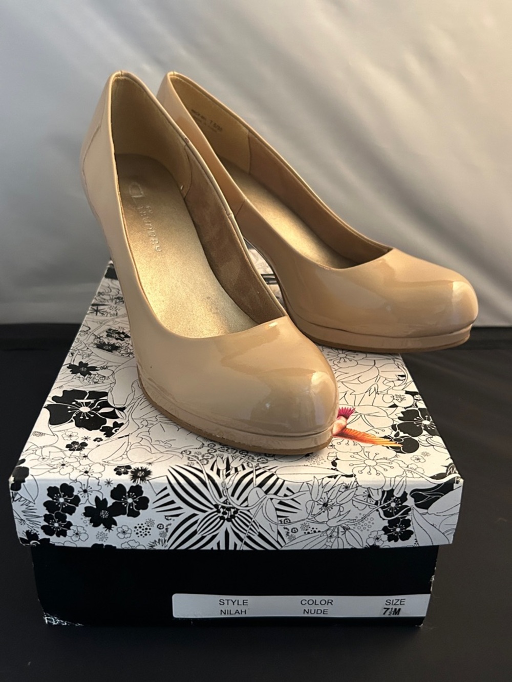 CL by Laundry Nude Patent Platform Pumps